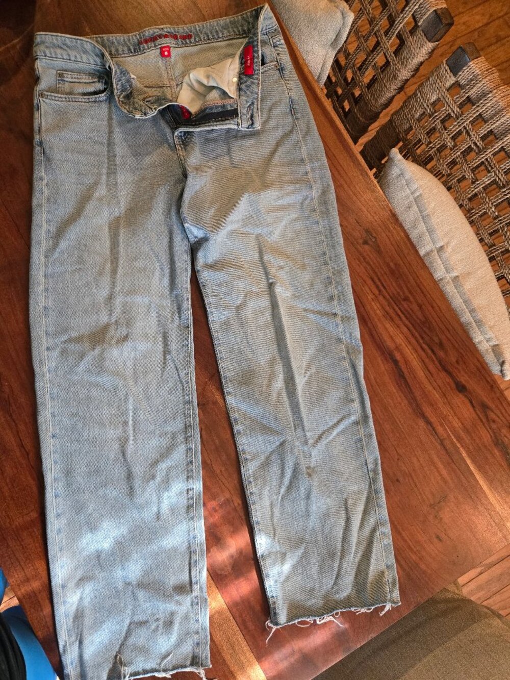 Lucky Jeans- the Baggy size 6/28